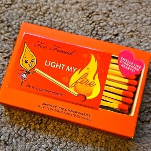 Too Faced - Light My Fire eyeshadow palette
